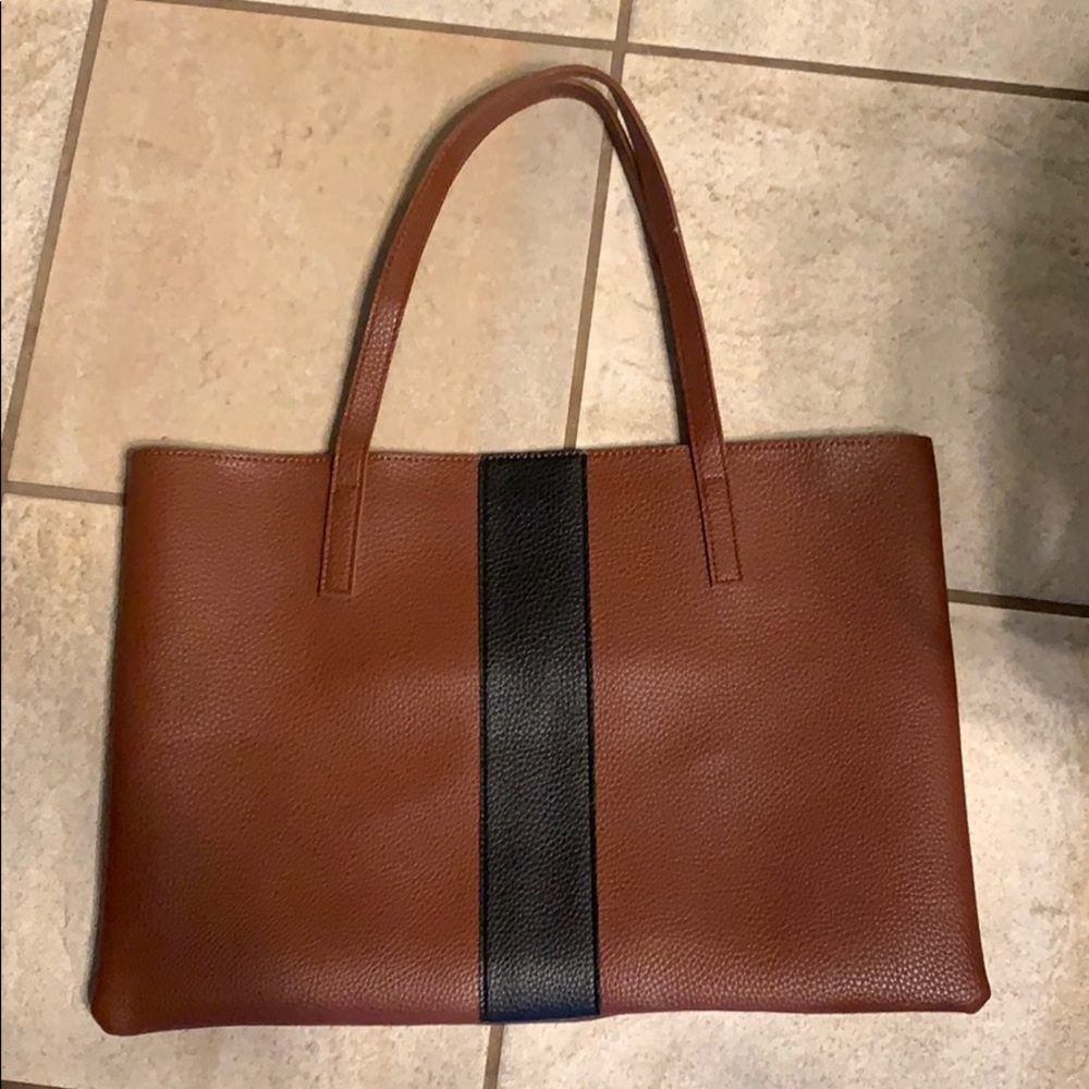 Vegan leather brown bag!